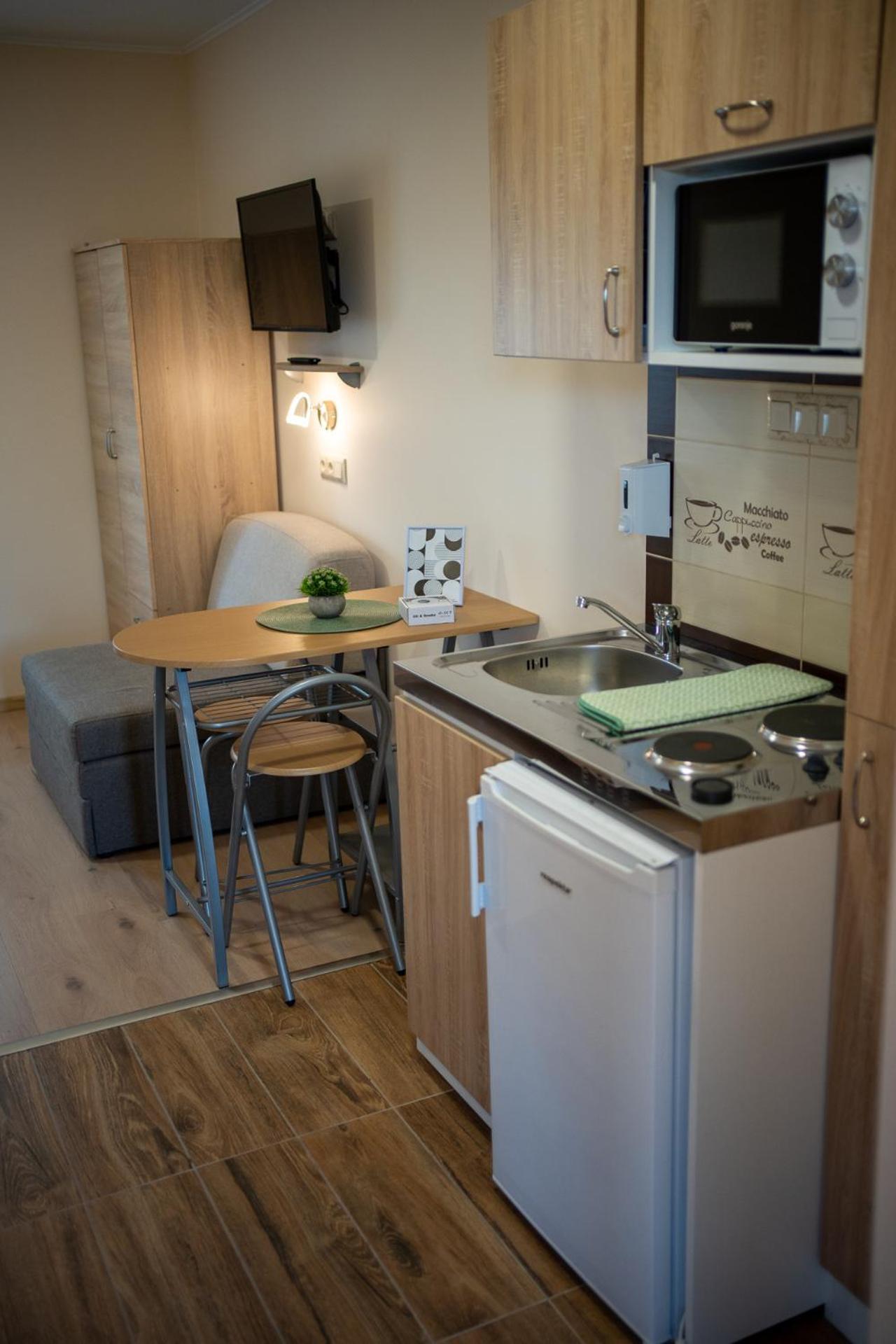 Holiday Apartmanhaz Gyula Eksteriør billede