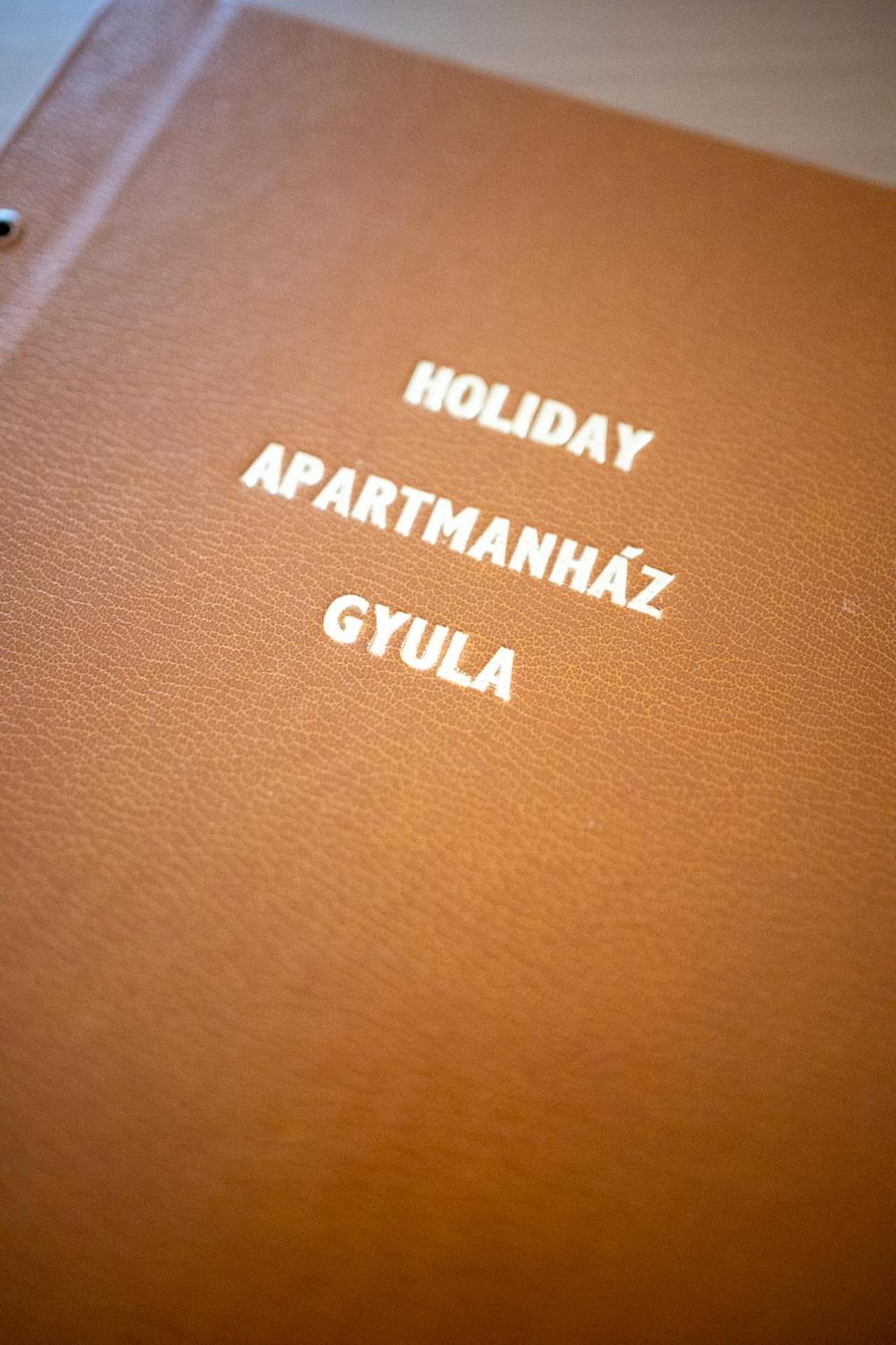 Holiday Apartmanhaz Gyula Eksteriør billede